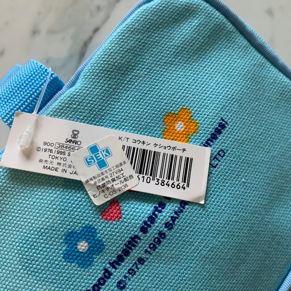 VINTAGE 1995 BRAND NEW HELLO KITTY MAKE UP NURSE POUCHES (SET OF 2) - Picture 8 of 14